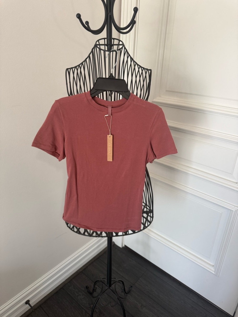 SKIMS Short Sleeve Crew in Dusty Rose